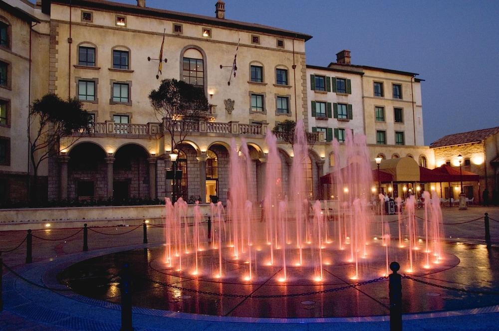 Hotel SunSquare Montecasino Sandton Esterno foto